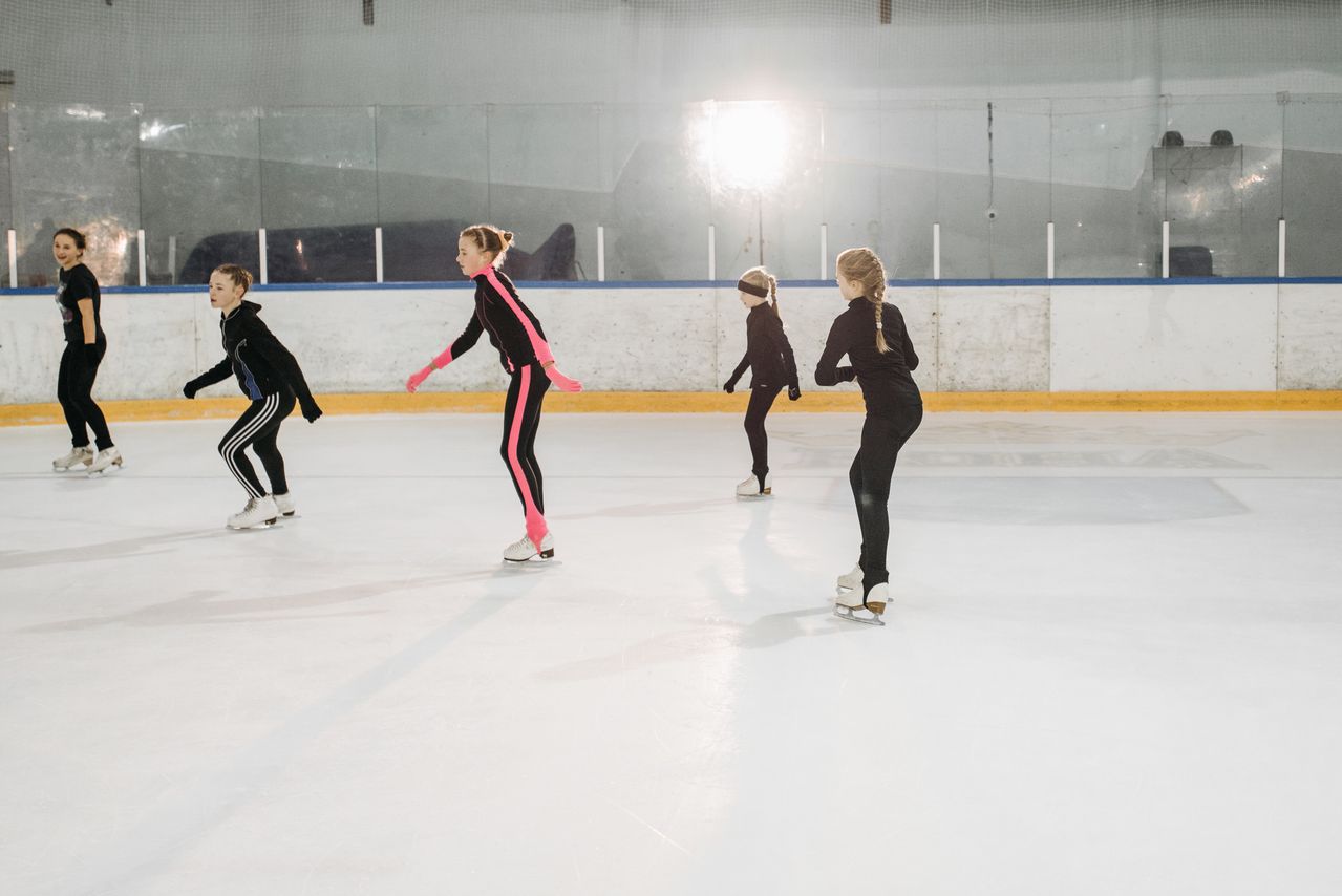 SYNTHETIC ICE SKATING