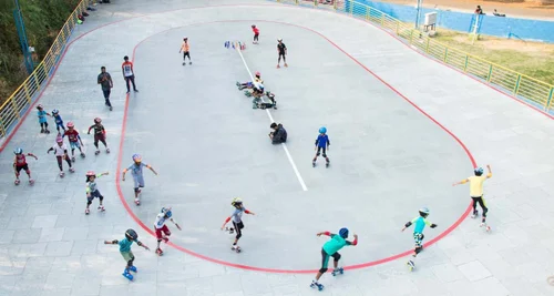 SYNTHETIC ICE SKATING