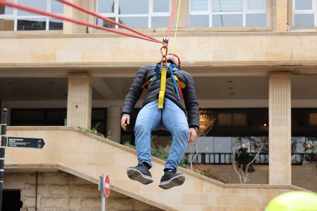 ZIP LINE